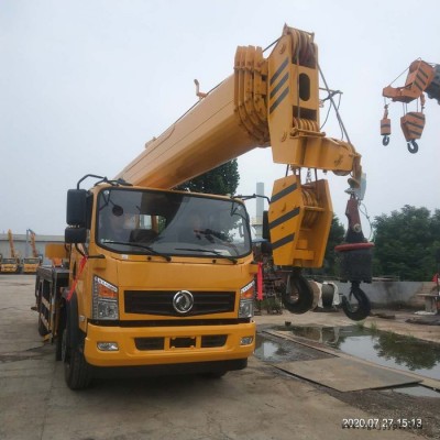 重汽唐駿凱馬陜汽東風(fēng)16噸吊車軸距 16噸東風(fēng)汽車吊輪胎型號(hào) 濟(jì)寧吊車