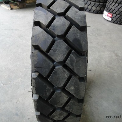 供應(yīng)315/70R15雙錢(qián)全鋼工業(yè)輪胎